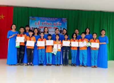 Khen thưởng học sinh đạt giải Đấu trường cấp tỉnh