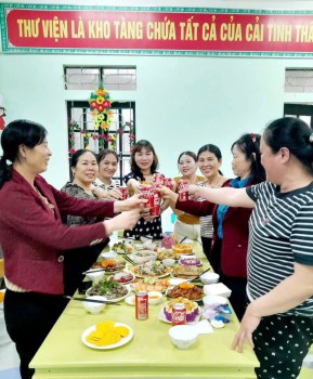 Thi nữ công gia chánh